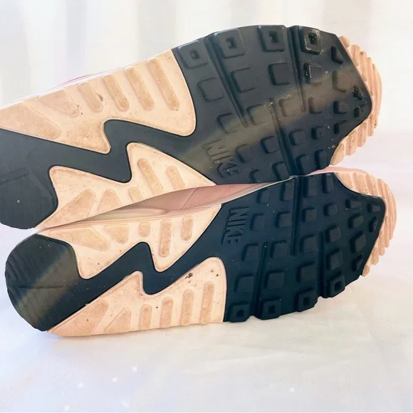 Nike Air Max 90 Barely Rose/Summit White Women’s Size 10.5 - Picture 5 of 7